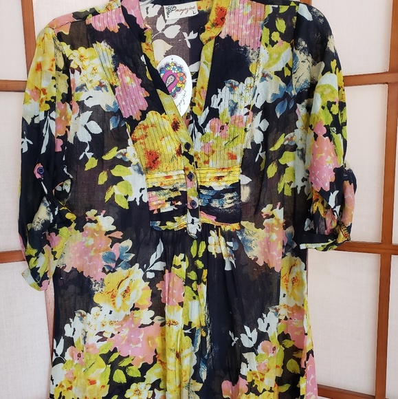 Modcloth 3/4 length roll-sleeve floral blouse NWT - Picture 2 of 5